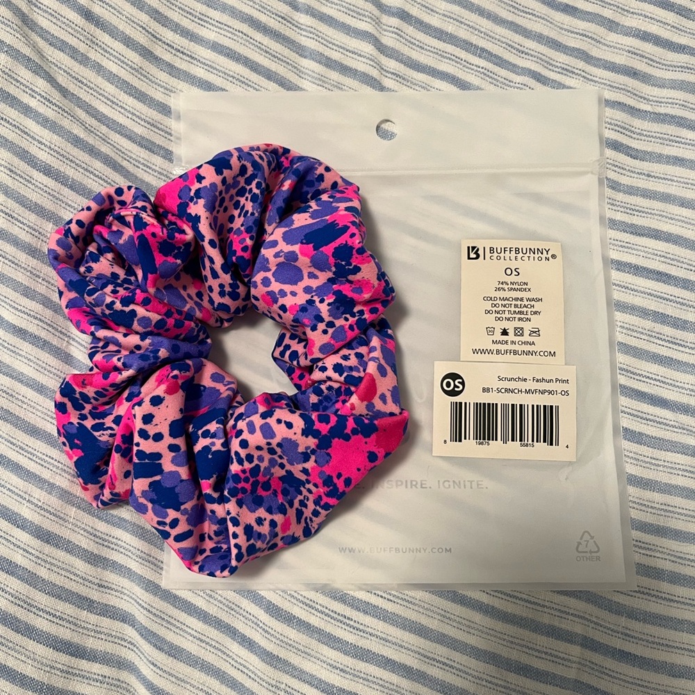 Buffbunny scrunchie - Fashun print
